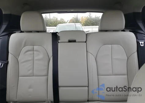 2022 Volvo Xc40 T5 Momentum z USA, uszkodzony, nr VIN YV4162UK3N2652954